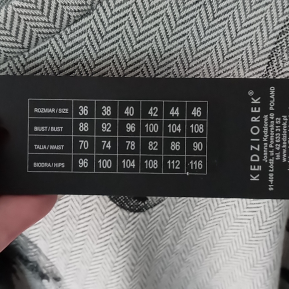 Kedziorek Painted Circle Sweater Top NWT - Picture 5 of 6